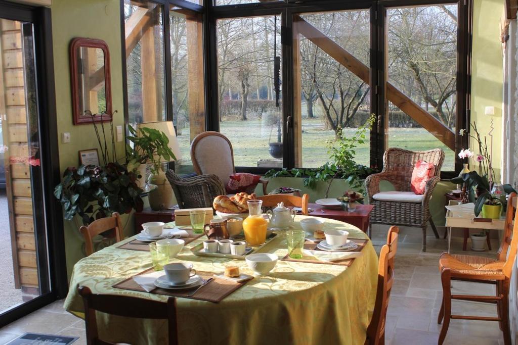 La Croix St Jean Bed & Breakfast Foucheres Exterior photo